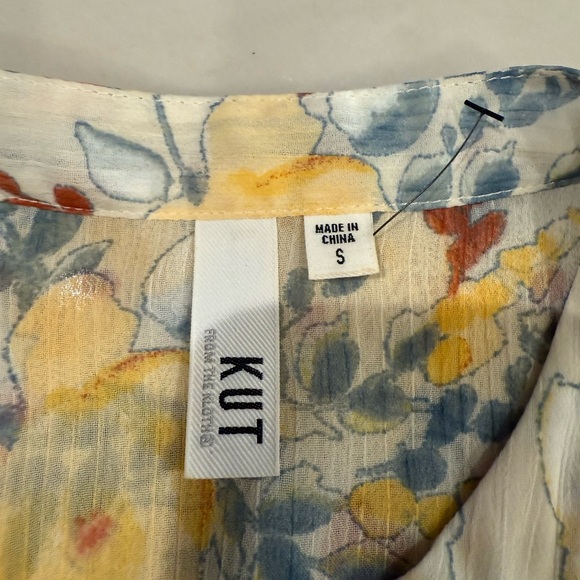 Kut from the Kloth Jasmine sheer floral blouse Sz S - Picture 4 of 12